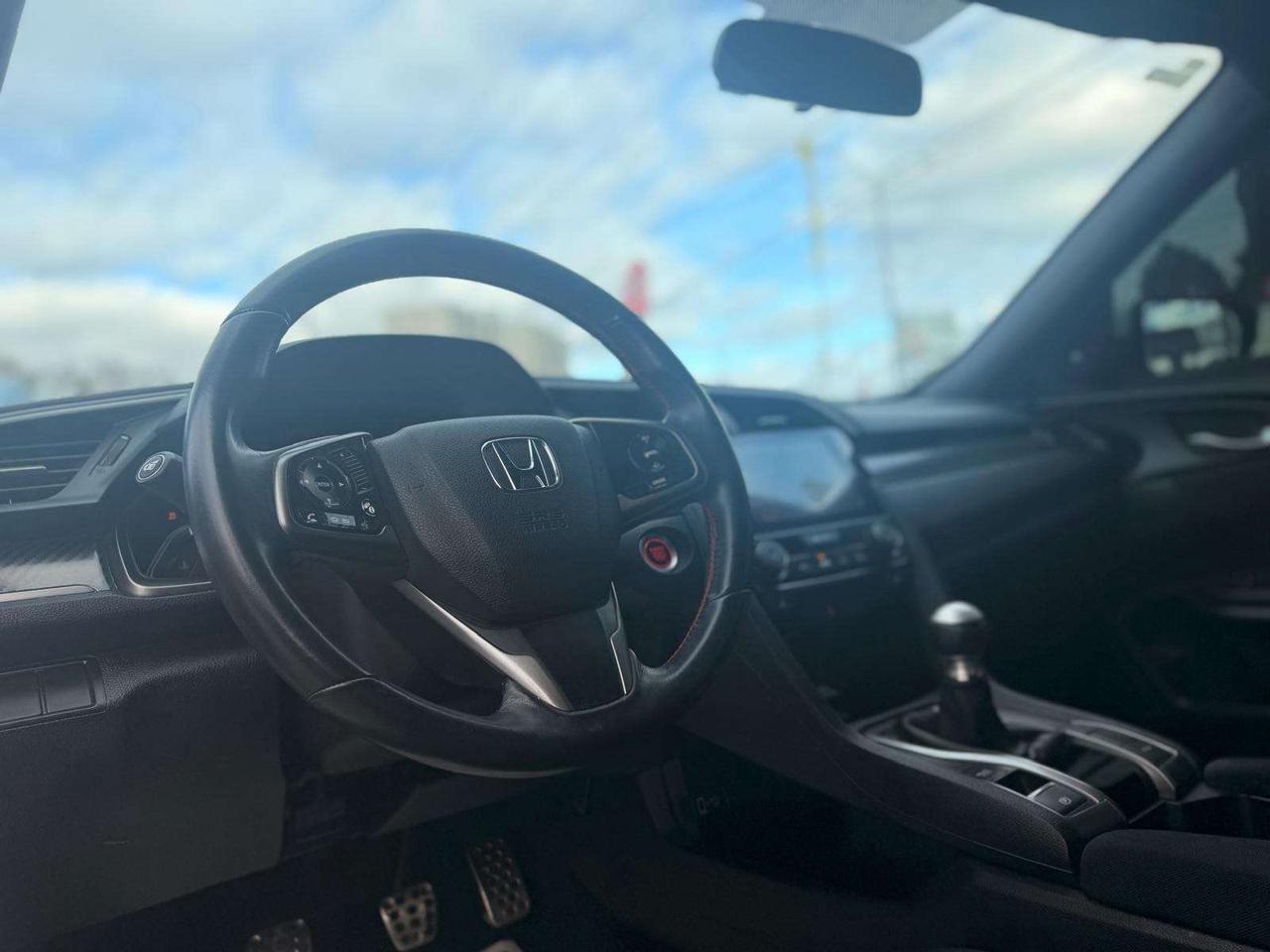 2017 Honda Civic 4dr Man Si Photo
