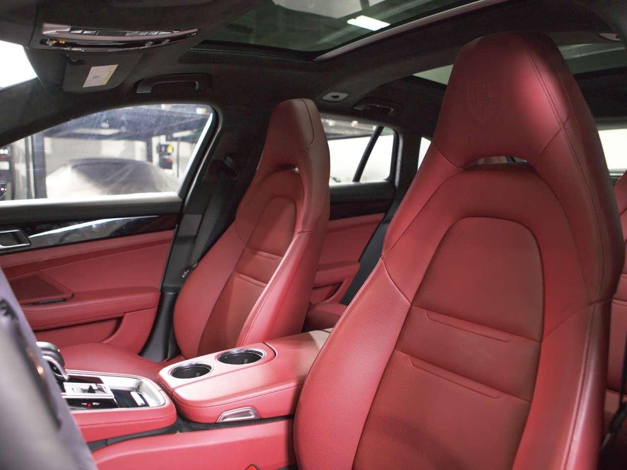 2023 Porsche Panamera 4S Sport Turismo AWD Photo