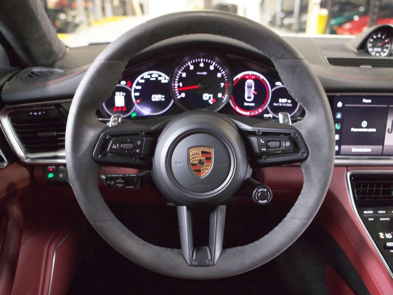 2023 Porsche Panamera 4S Sport Turismo AWD Photo