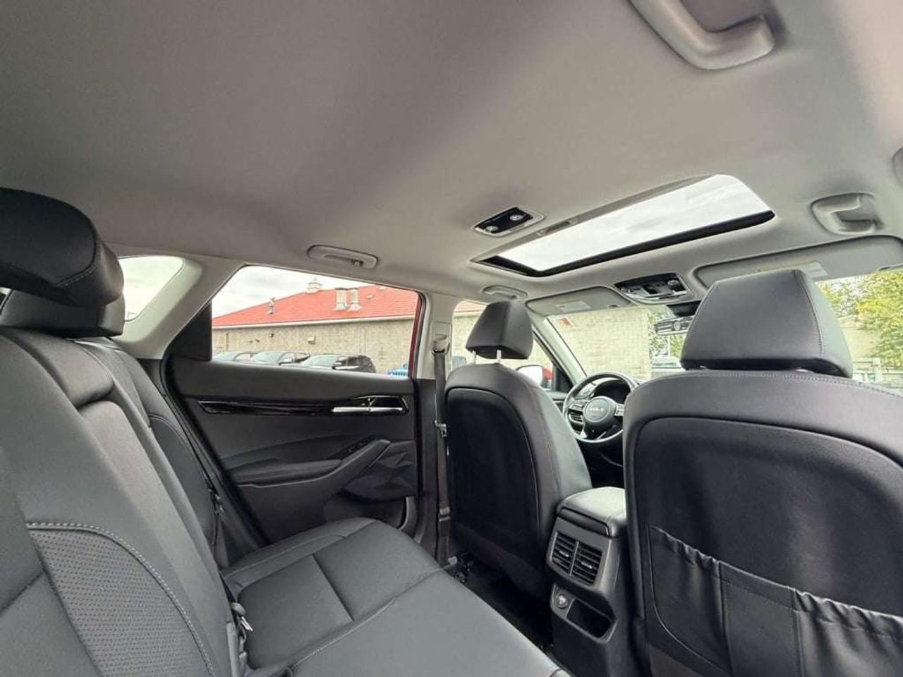 2023 Kia Seltos EX PREMIUM AWD Photo