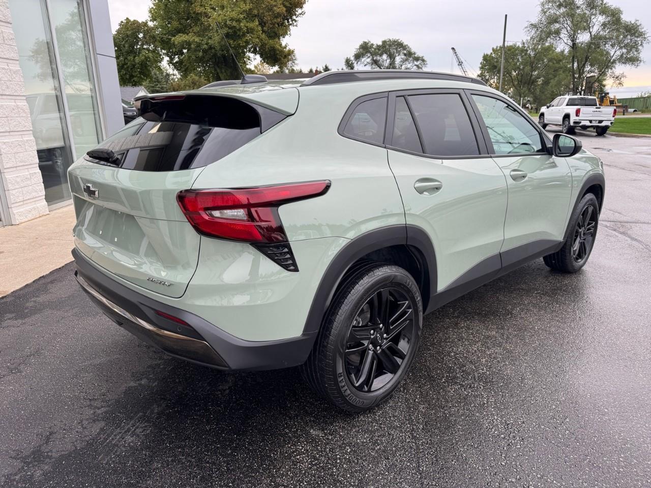 2025 Chevrolet Trax ACTIV 4dr Front-Wheel Drive Photo