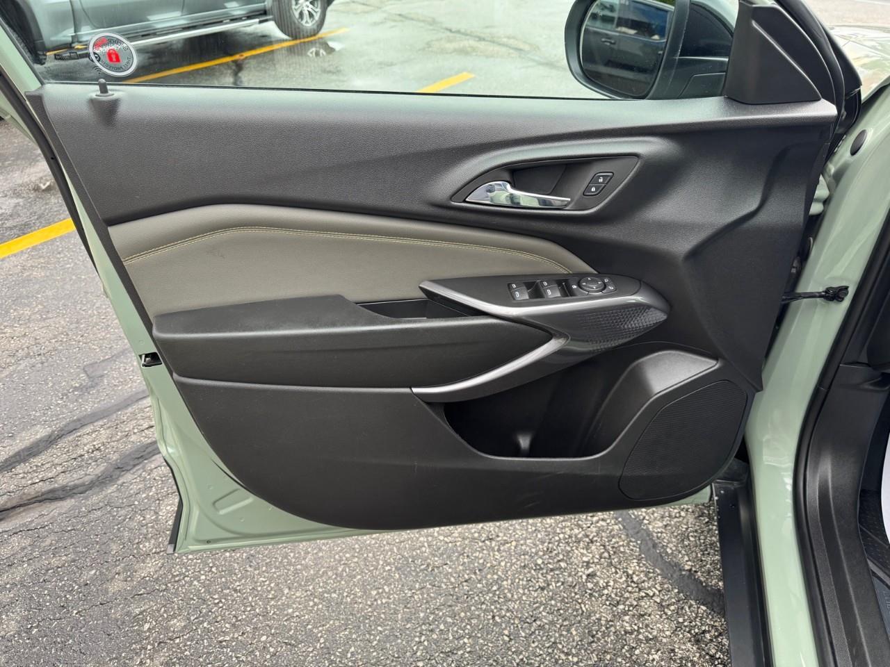 2025 Chevrolet Trax ACTIV 4dr Front-Wheel Drive Photo