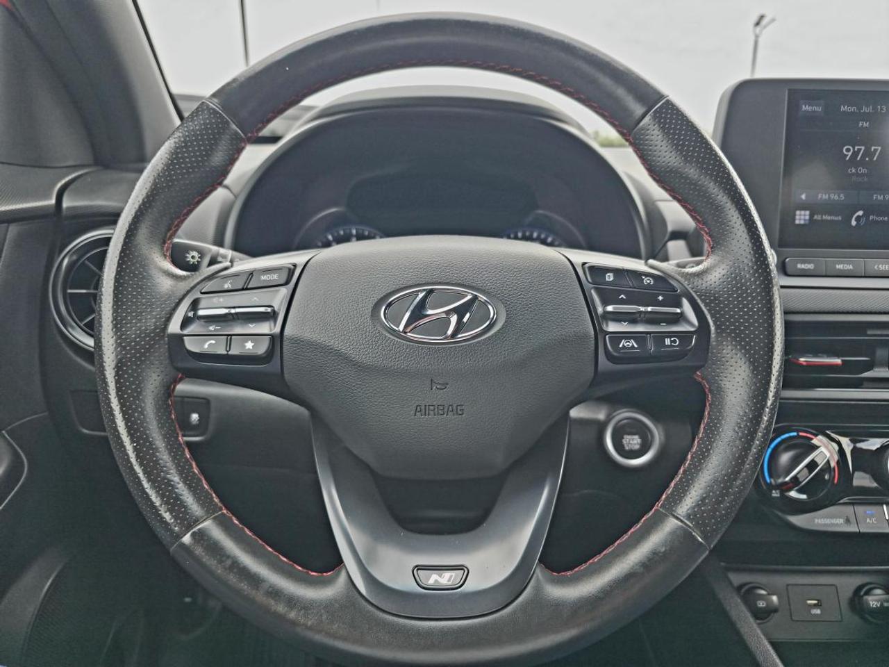 2022 Hyundai KONA 1.6T N Line TI avec toit bicolore Photo