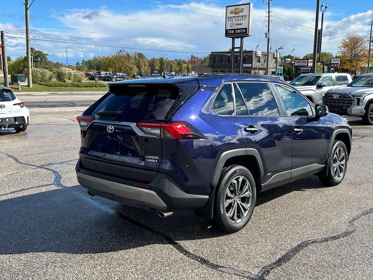 2023 Toyota RAV4 Limited Hybrid   No Reported Accidents   JBL Audio Photo