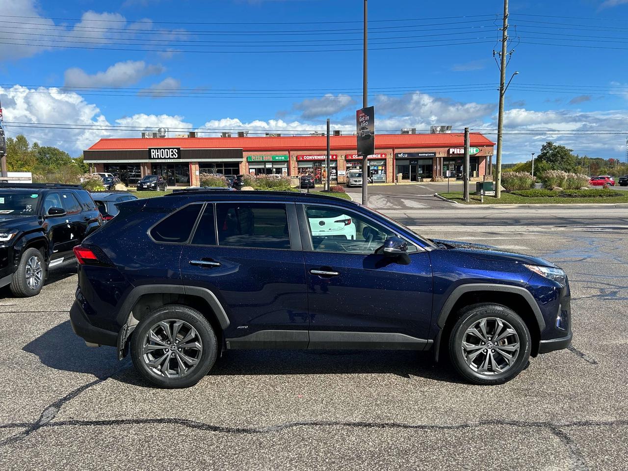 2023 Toyota RAV4 Limited Hybrid   No Reported Accidents   JBL Audio Photo