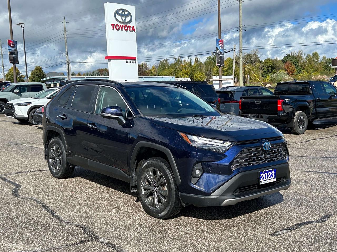 2023 Toyota RAV4 Limited Hybrid   No Reported Accidents   JBL Audio Photo