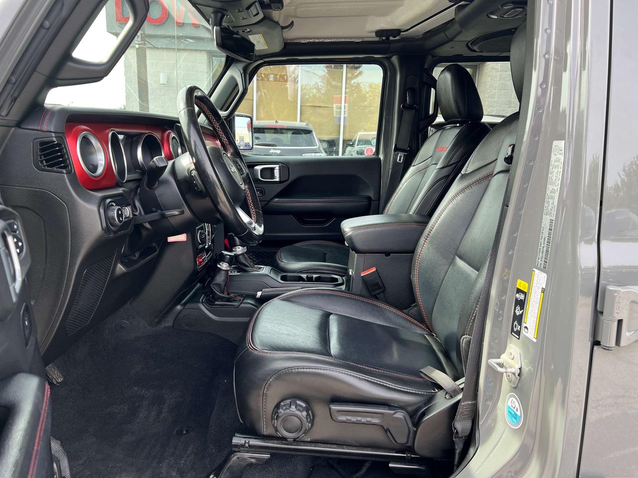 2022 Jeep Gladiator Rubicon w/Leather, Body Colour Hardtop/Fender, Tow Photo