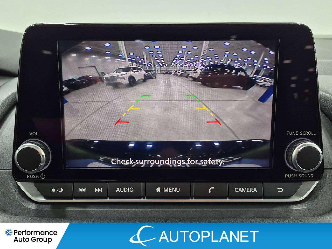 2025 Nissan Rogue SV, Apple CarPlay, Remote Start, Apple CarPlay! Photo
