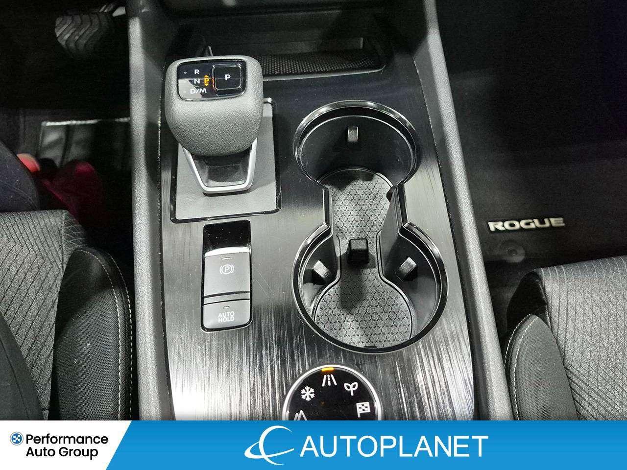 2025 Nissan Rogue SV, Apple CarPlay, Remote Start, Apple CarPlay! Photo