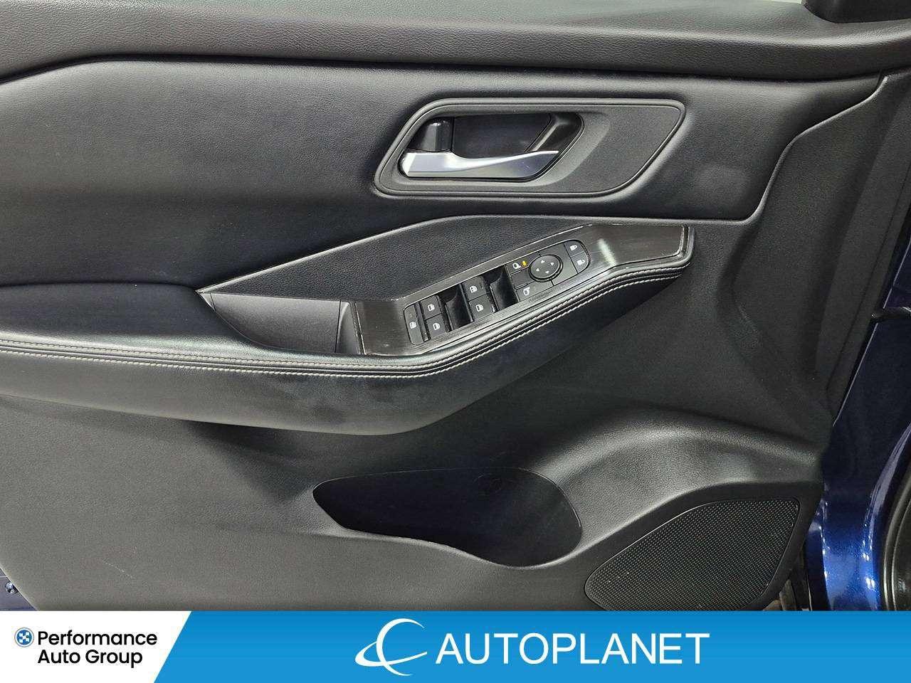 2025 Nissan Rogue SV, Apple CarPlay, Remote Start, Apple CarPlay! Photo
