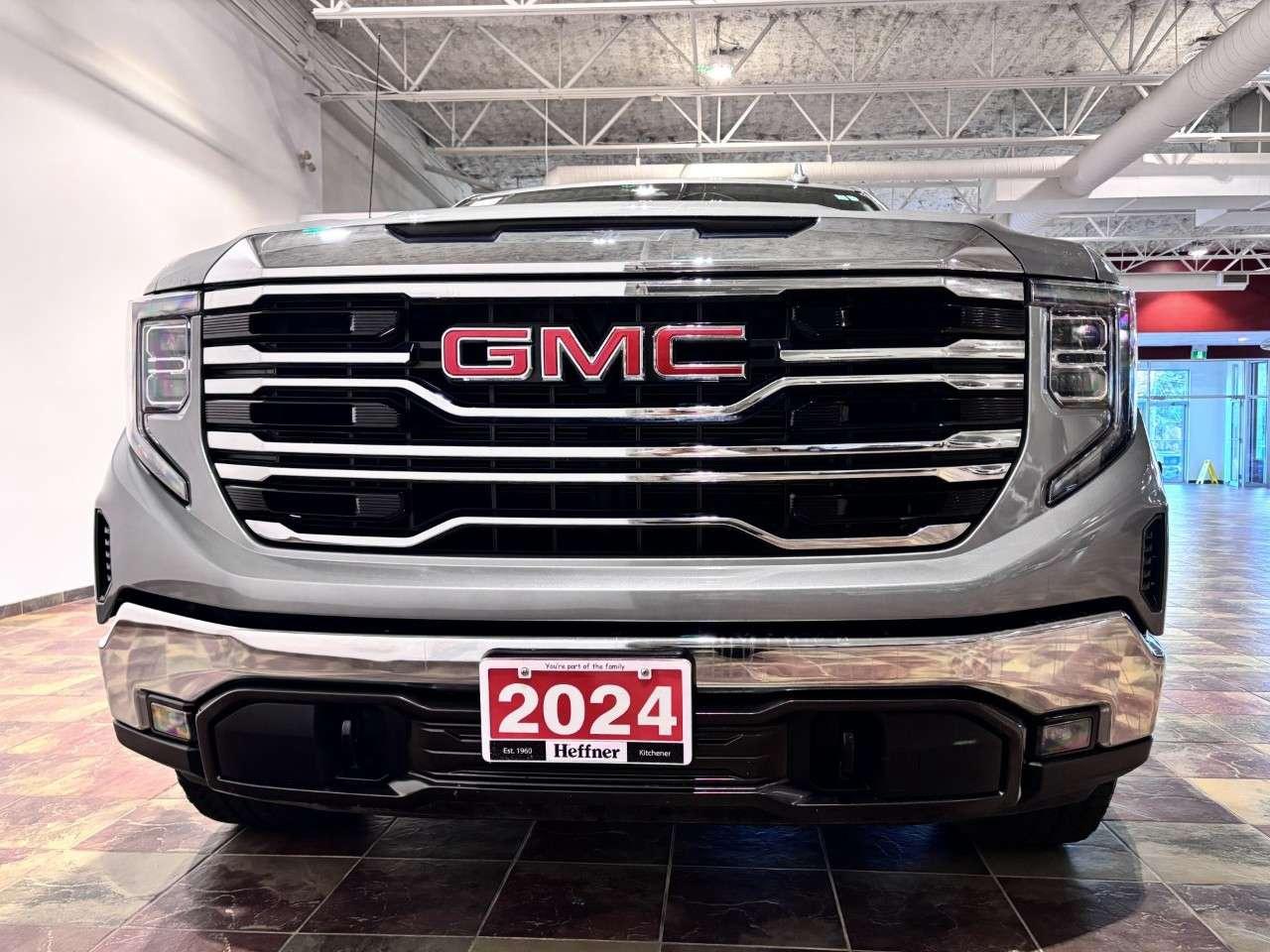 2024 GMC Sierra 1500 Crew Cab Short Box 4-Wheel Drive SLT Photo