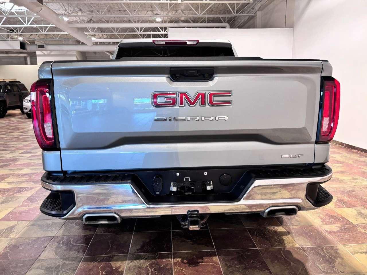 2024 GMC Sierra 1500 Crew Cab Short Box 4-Wheel Drive SLT Photo