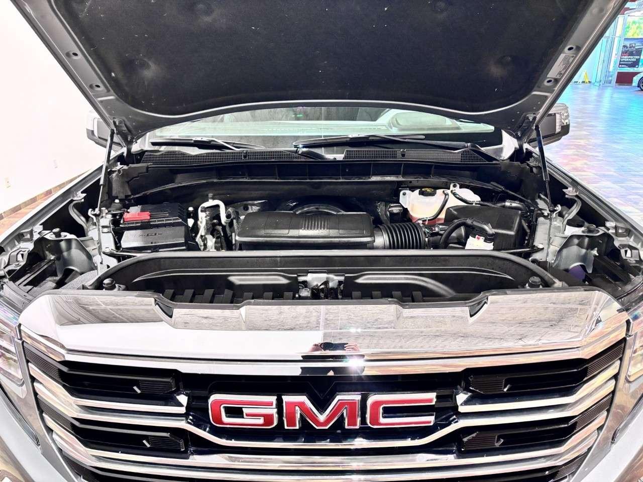 2024 GMC Sierra 1500 Crew Cab Short Box 4-Wheel Drive SLT Photo