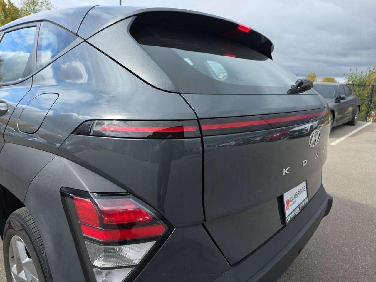 2024 Hyundai KONA Essential Photo