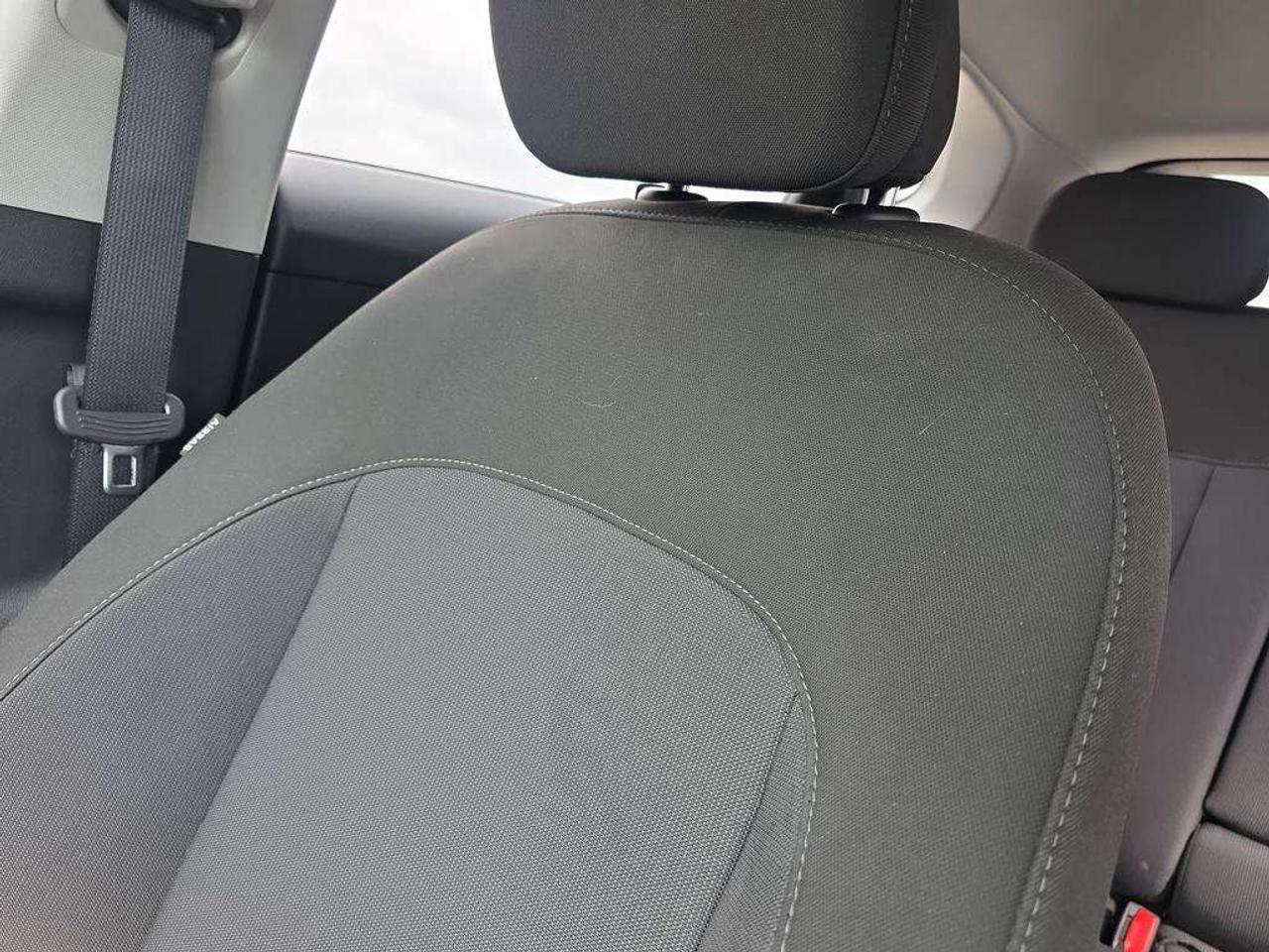 2024 Hyundai KONA Essential Photo