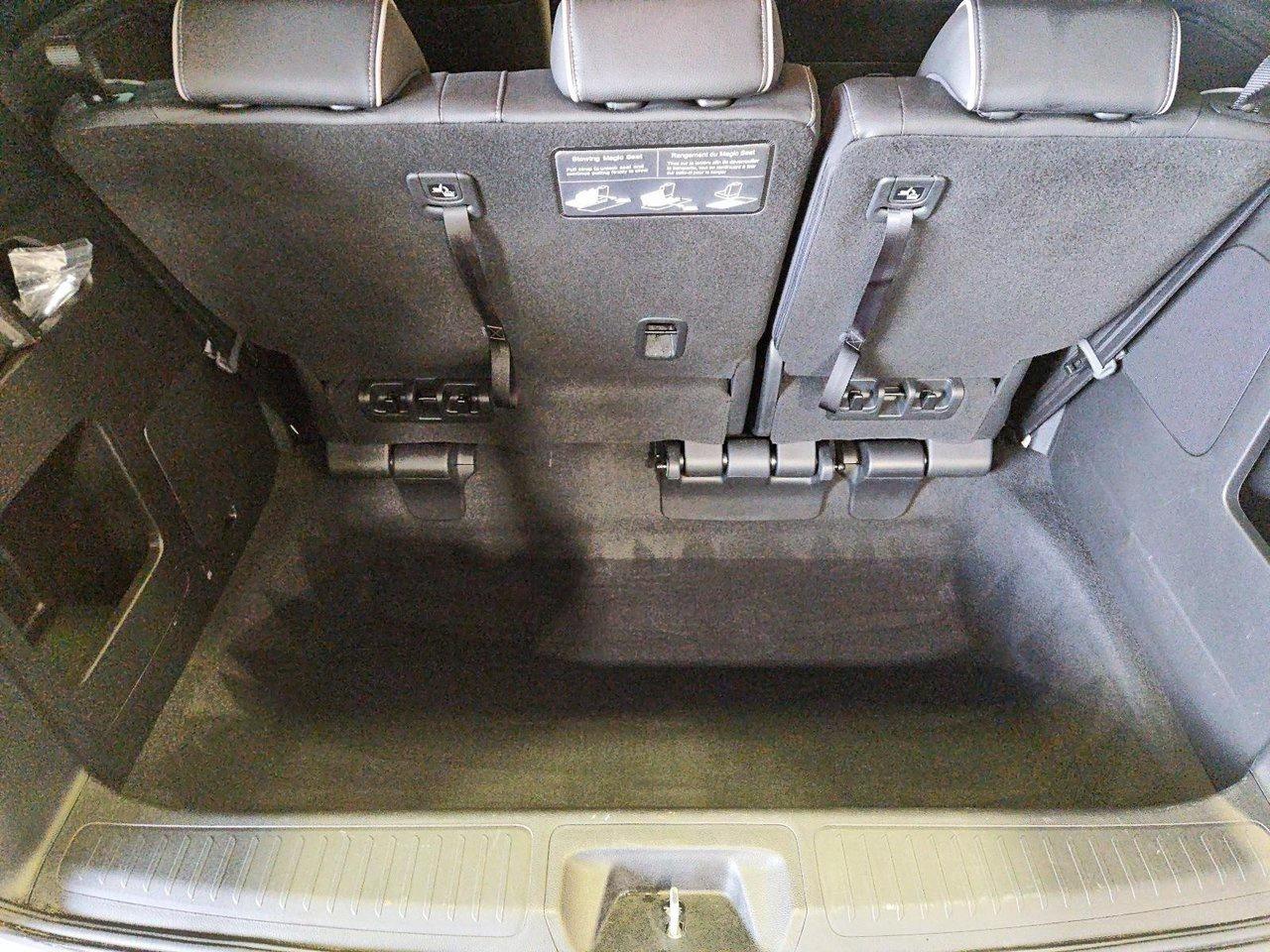 2024 Honda Odyssey Touring Photo