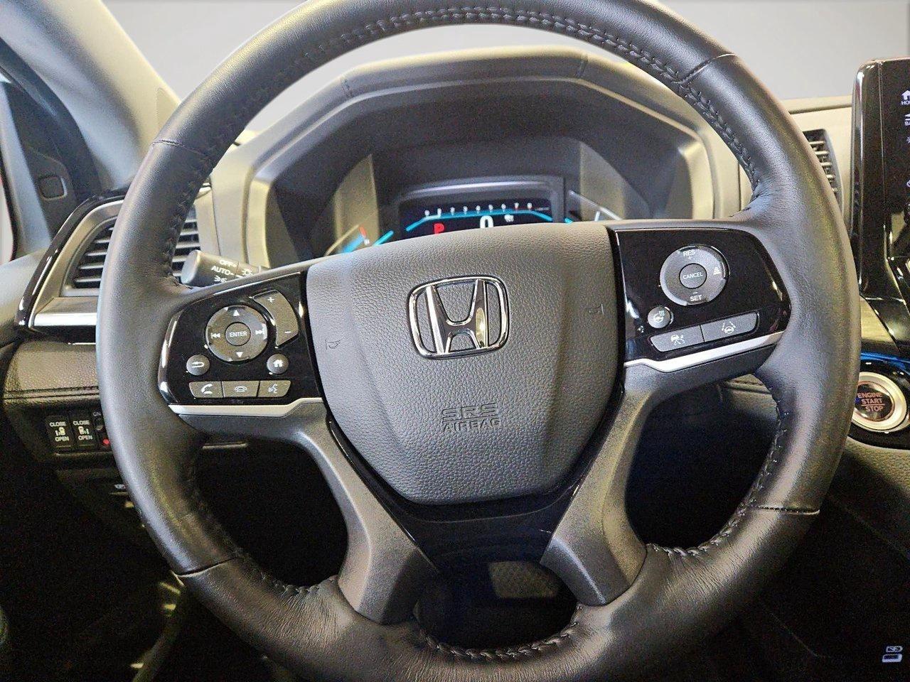 2024 Honda Odyssey Touring Photo