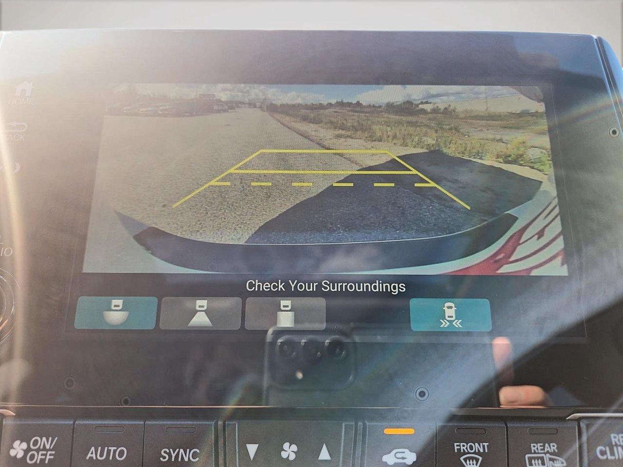 2024 Honda Odyssey Touring Photo