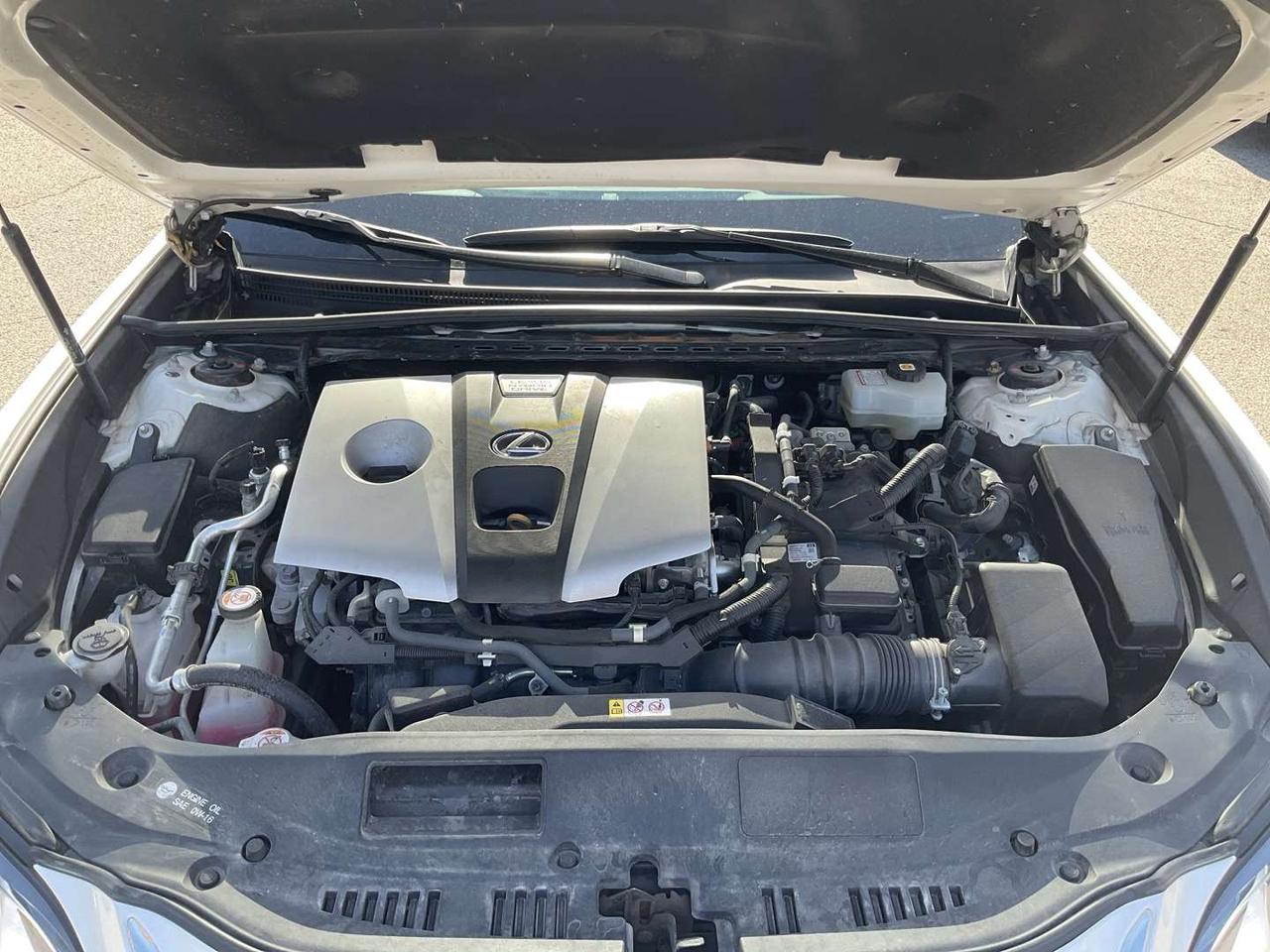 2020 Lexus ES 300 Premium - LEATHER! NAV! BACK-UP CAM! BSM! SAFETY SENSE! Photo