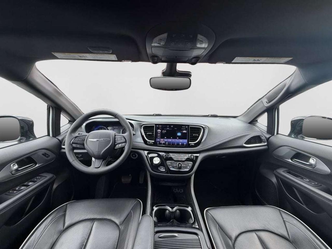 2025 Chrysler Pacifica Limited   Service Loaner Vehicle Photo