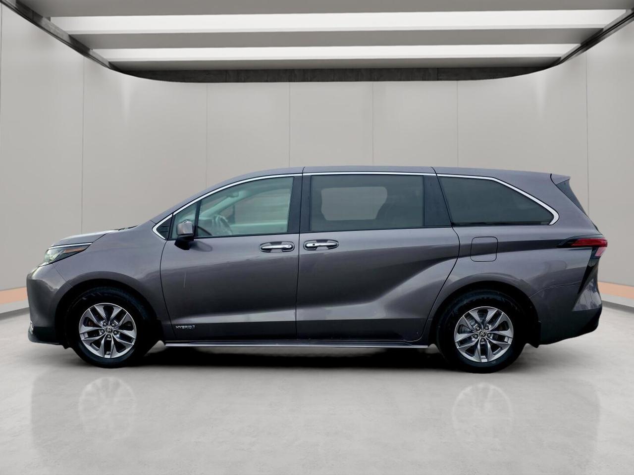 2021 Toyota Sienna XLE TI 7 places Photo