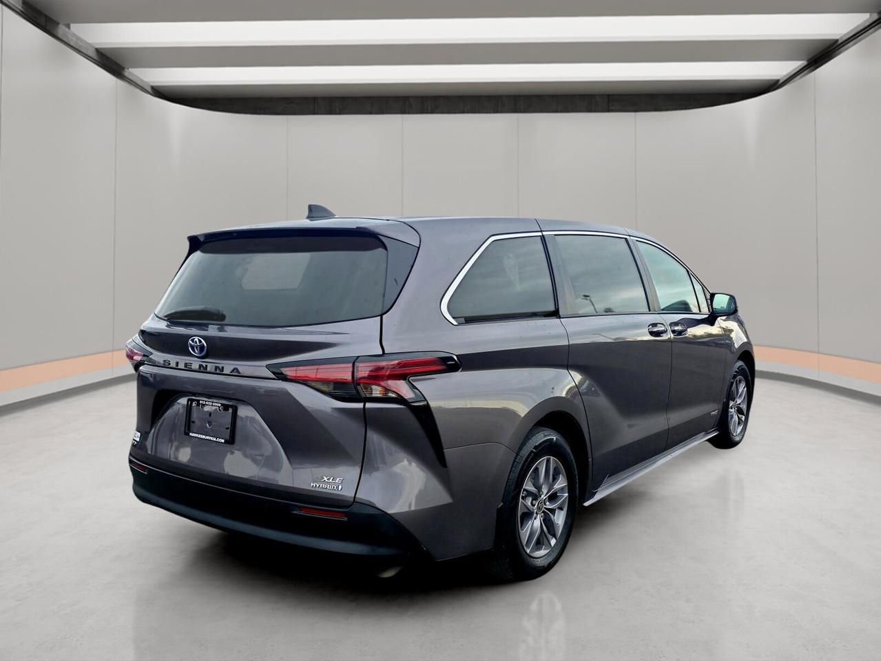 2021 Toyota Sienna XLE TI 7 places Photo