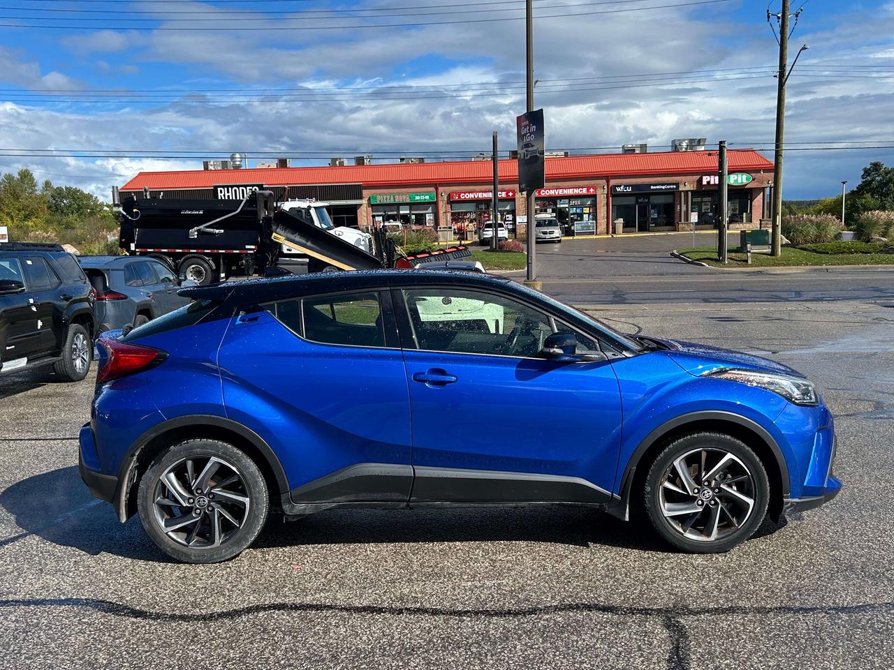 2021 Toyota C-HR Limited   ONE OWNER Photo
