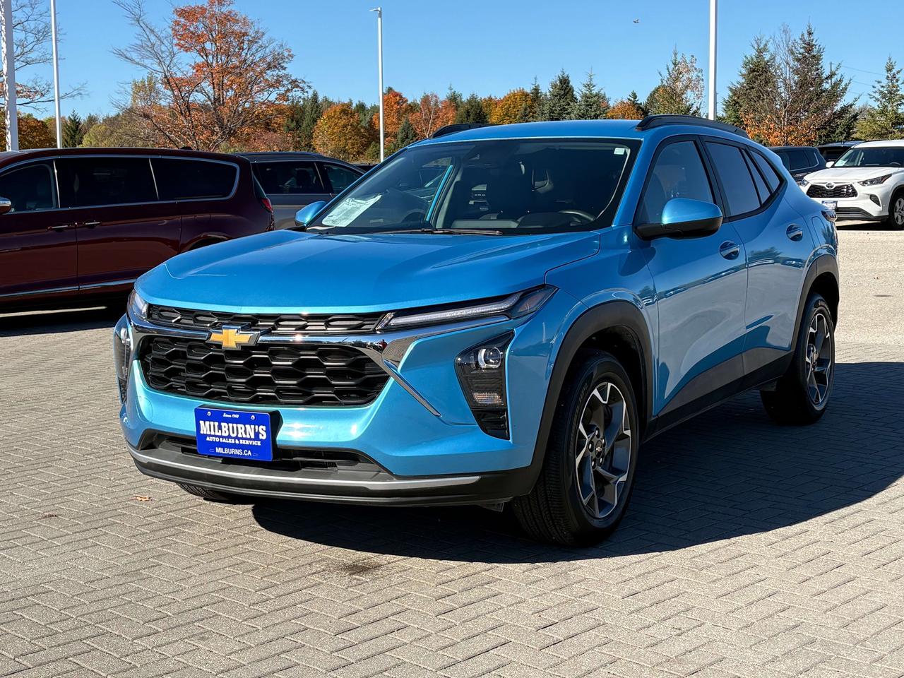 2026 Chevrolet Trax LT FWD   Heated Seats & Steering Wheel   Blindspot Photo5