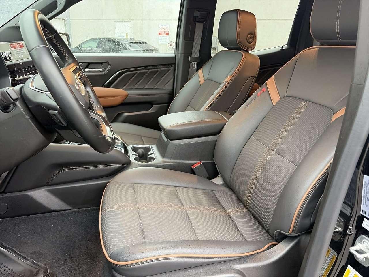 2024 GMC Canyon Crew Cab Short Box 4-Wheel Drive AT4 CERTIFIED PRE Photo