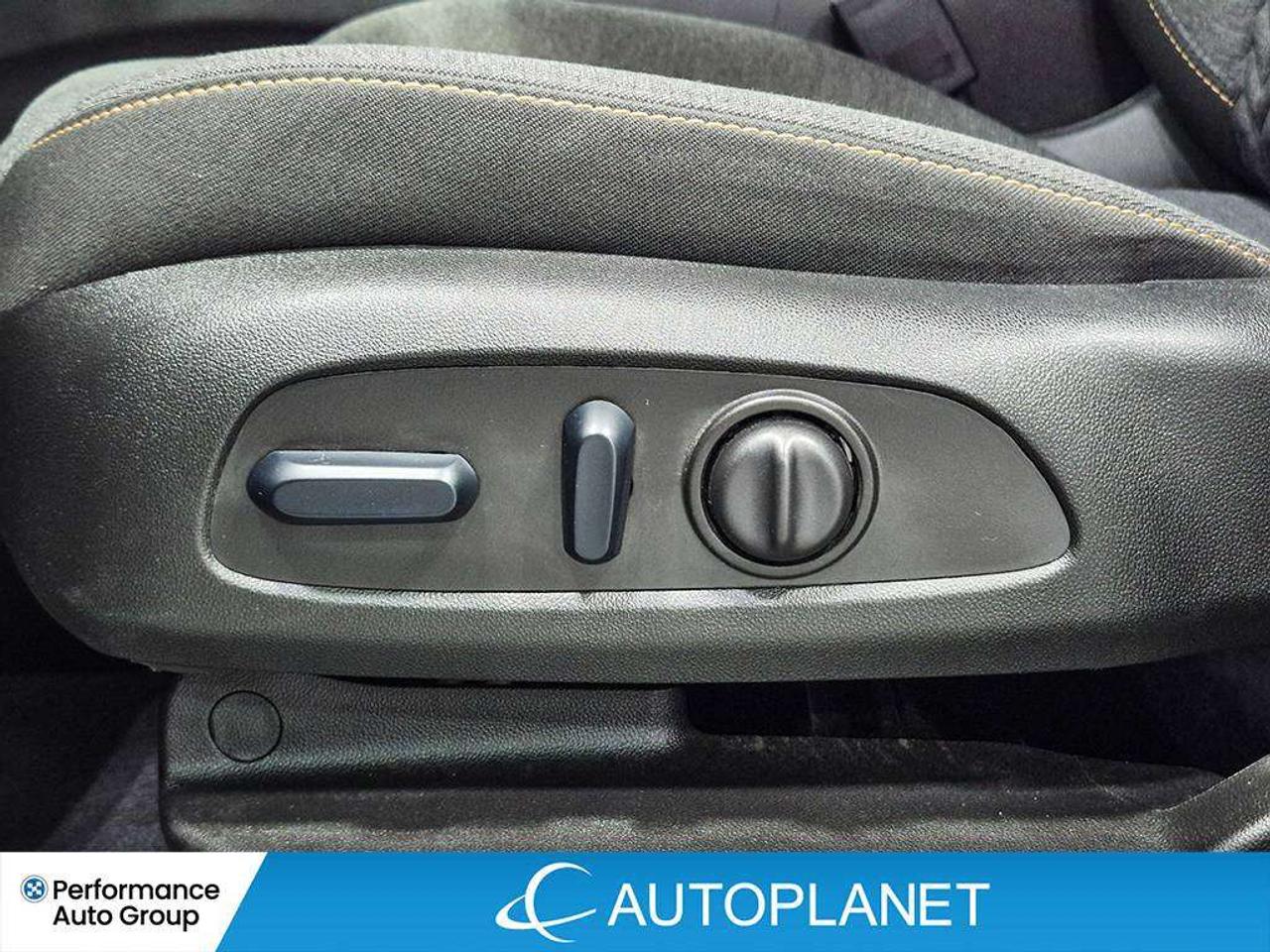 2024 Chevrolet Equinox LT AWD, Turbo, Back Up Cam, Apple CarPlay! Photo