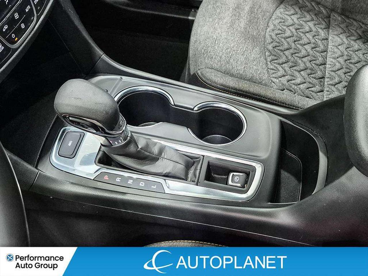 2024 Chevrolet Equinox LT AWD, Turbo, Back Up Cam, Apple CarPlay! Photo