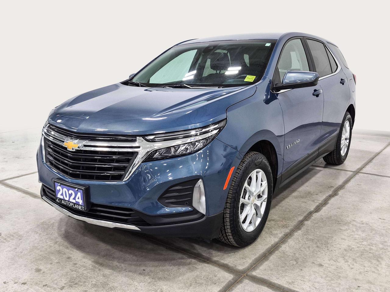 2024 Chevrolet Equinox LT AWD, Turbo, Back Up Cam, Apple CarPlay! Photo
