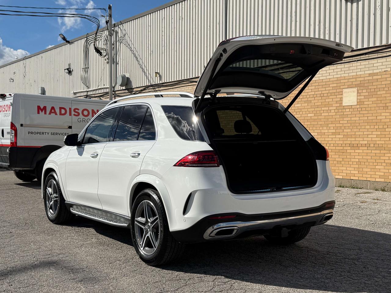 2022 Mercedes-Benz GLE One Owner l 4Matic l 2.0 l 4Cyl l AMG l Burmester Photo