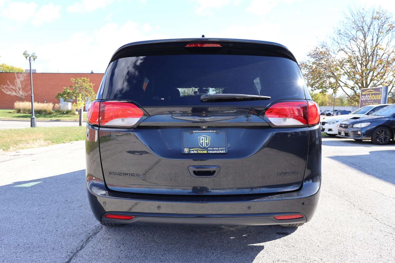 2018 Chrysler Pacifica LIMITED-7PASS-DVD-R STARTER/NAV/360CAM/ADAPT CRUISE/BLIS/FCW/LDW/LEATHER/H & V SEATS/KEYLESS/CARPLAY/PANOROOF Photo