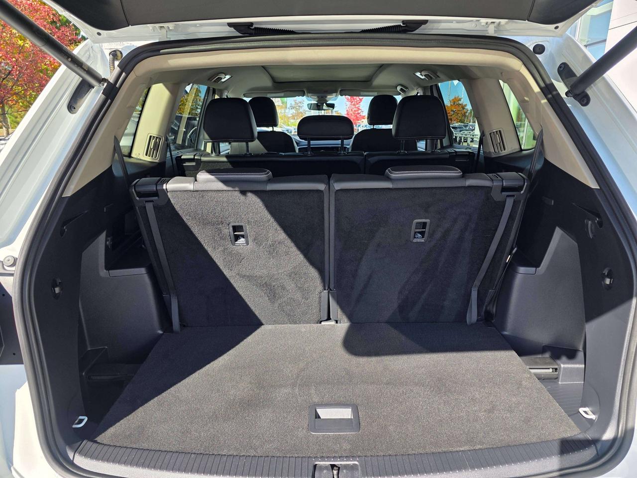 2023 Volkswagen Atlas EXECLINE Photo