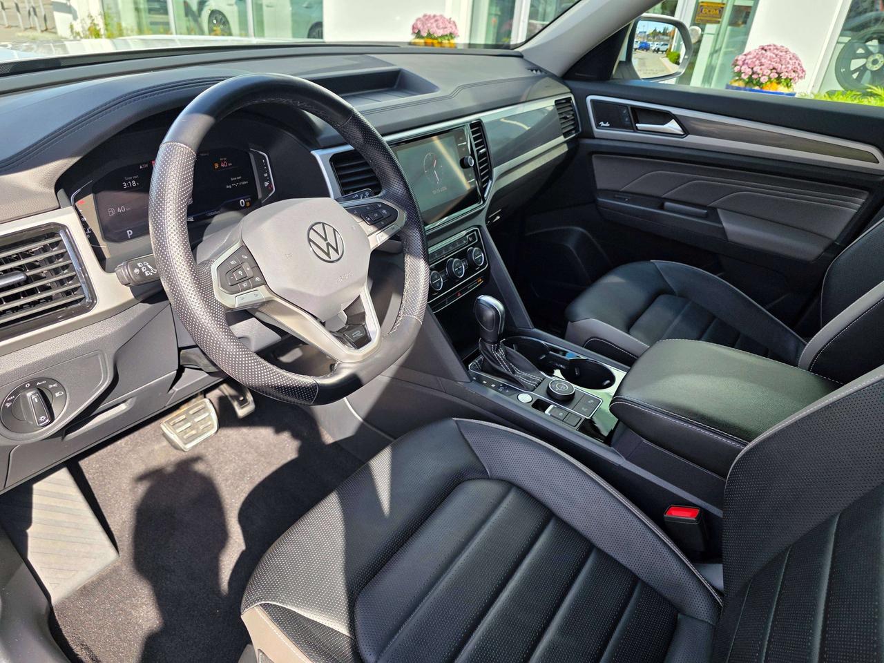 2023 Volkswagen Atlas EXECLINE Photo