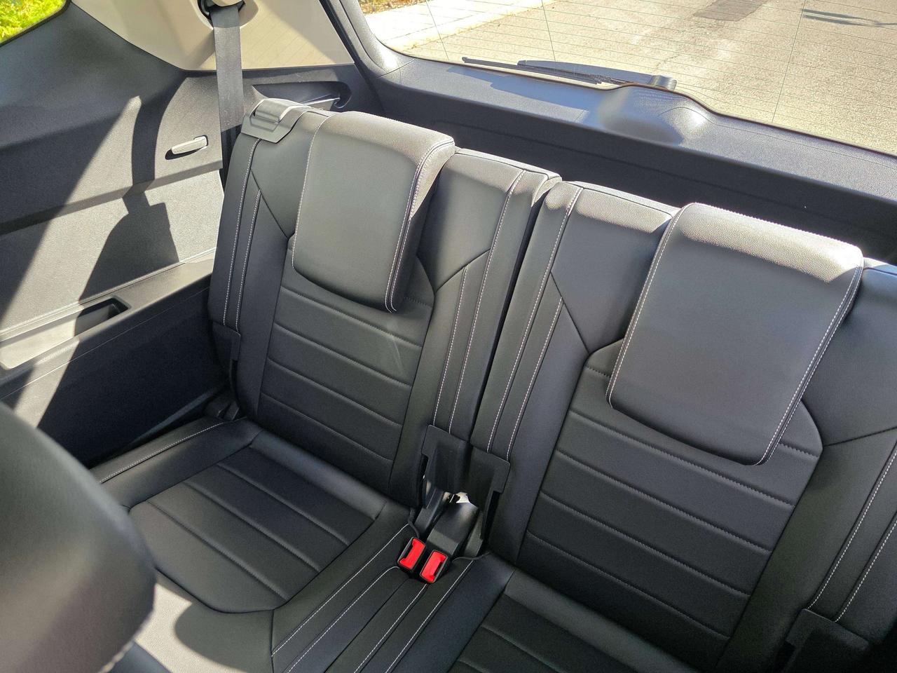 2023 Volkswagen Atlas EXECLINE Photo