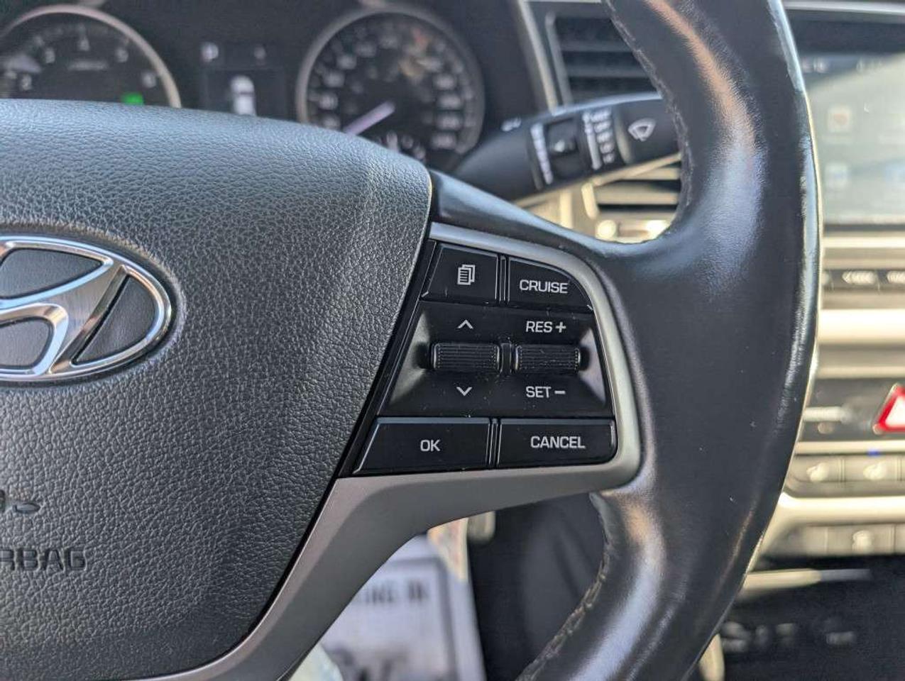 2018 Hyundai Elantra GL   CAMERA BLIND SPOT APPLE CARPLAY&ANDROID AUTO Photo
