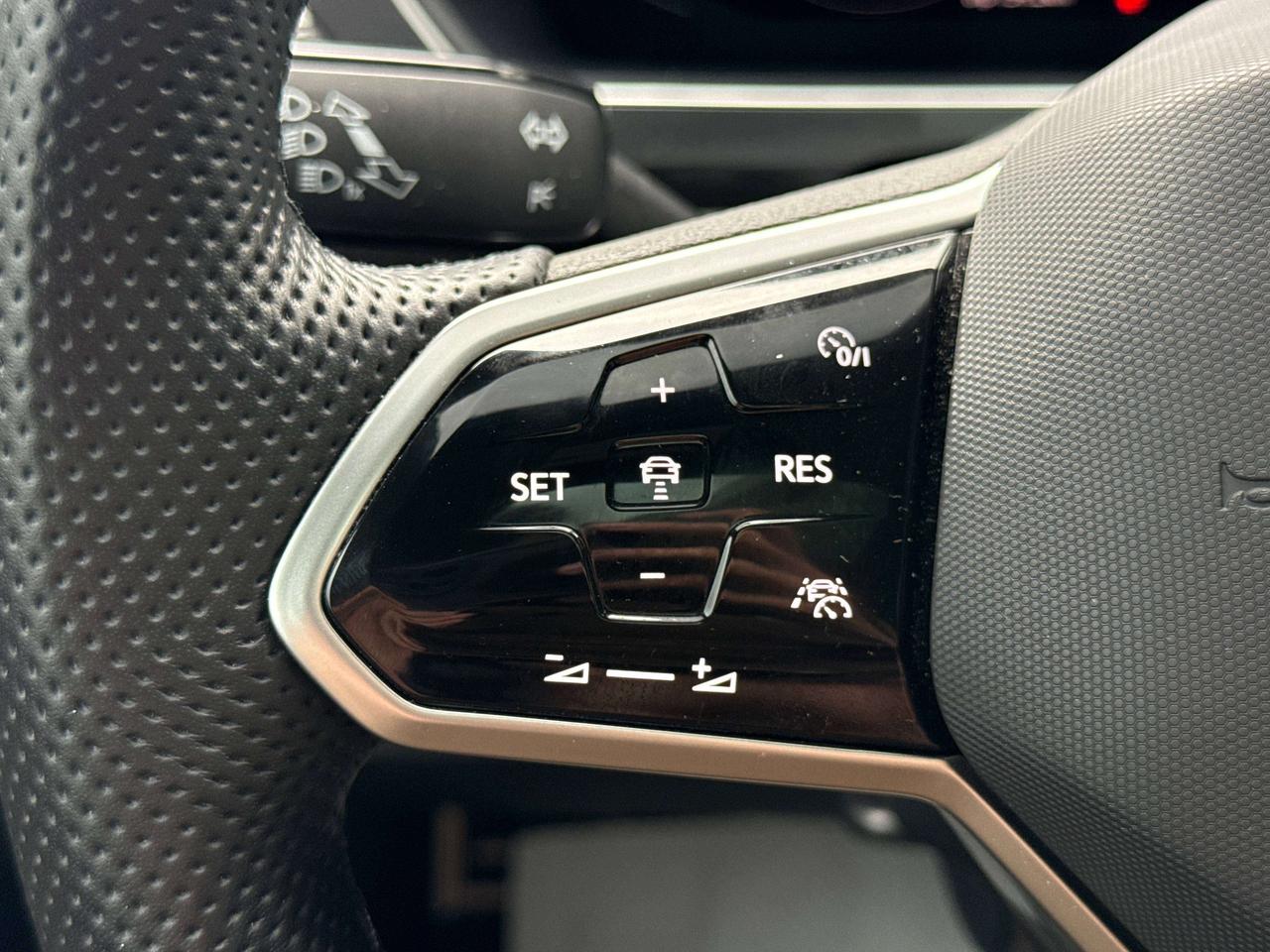 2024 Volkswagen Tiguan COMFORTLINE Photo