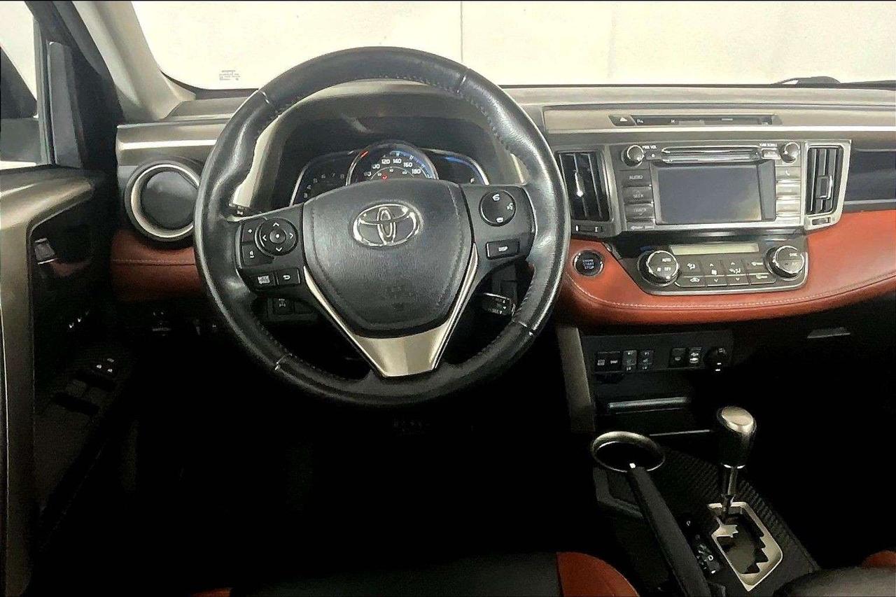 2013 Toyota RAV4 AWD 4dr Limited Photo4