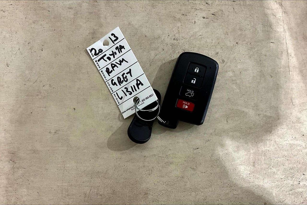 2013 Toyota RAV4 AWD 4dr Limited Photo