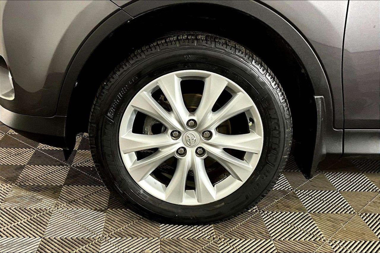 2013 Toyota RAV4 AWD 4dr Limited Photo