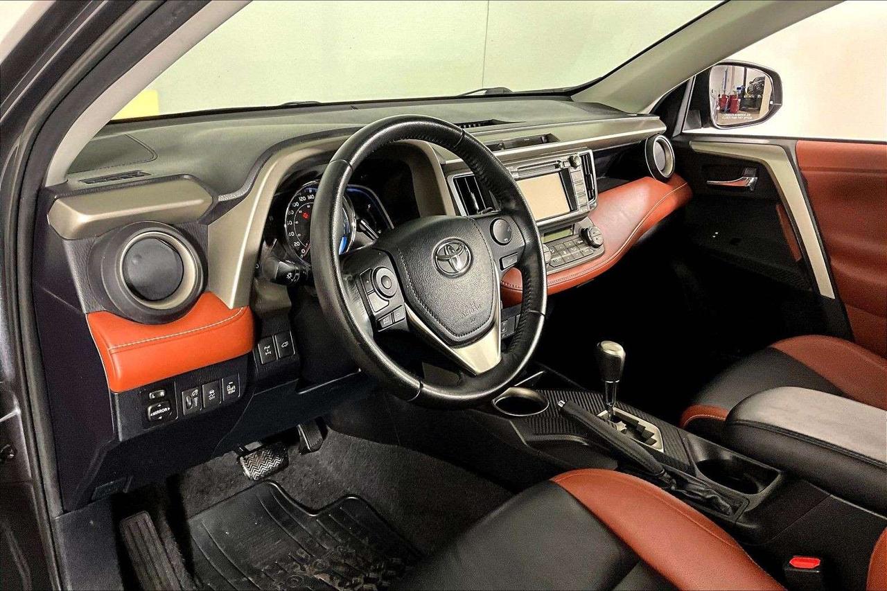 2013 Toyota RAV4 AWD 4dr Limited Photo
