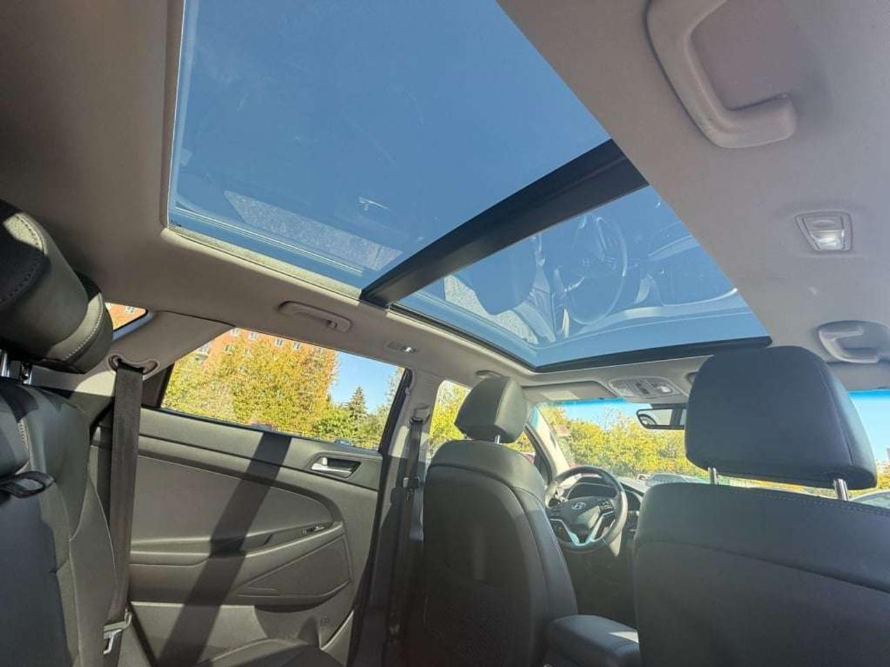 2019 Hyundai Tucson Luxury AWD Photo