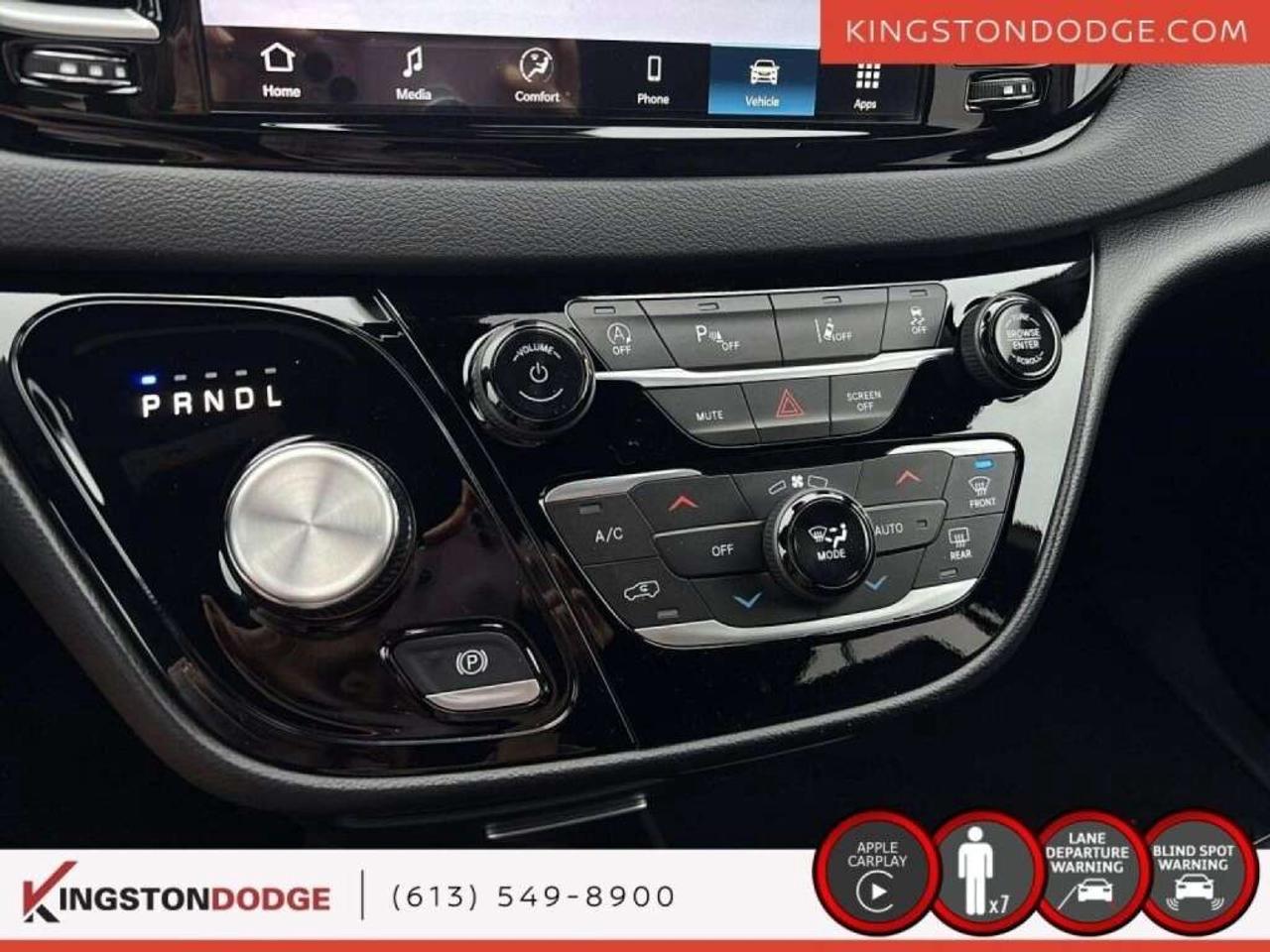 2025 Chrysler Grand Caravan SXT   Service Loaner Photo