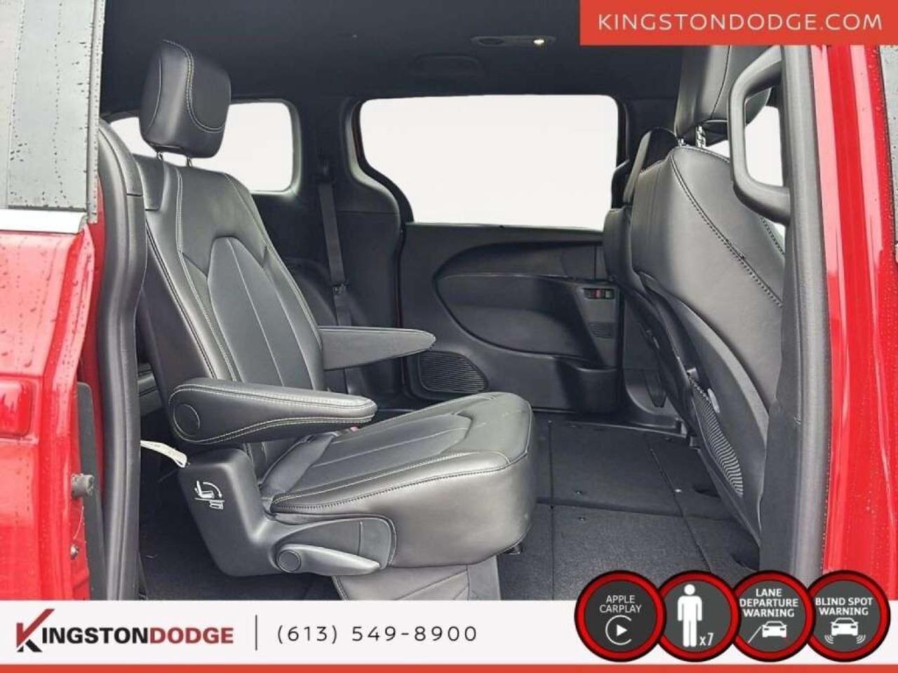 2025 Chrysler Grand Caravan SXT   Service Loaner Photo