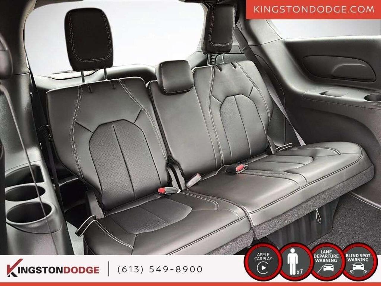 2025 Chrysler Grand Caravan SXT   Service Loaner Photo