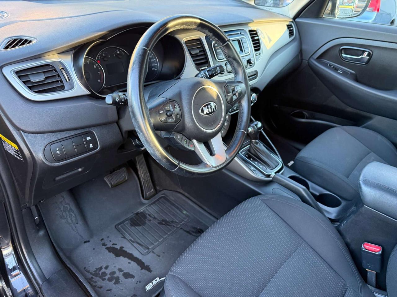 2014 Kia Rondo LX *CERTIFIED* Photo