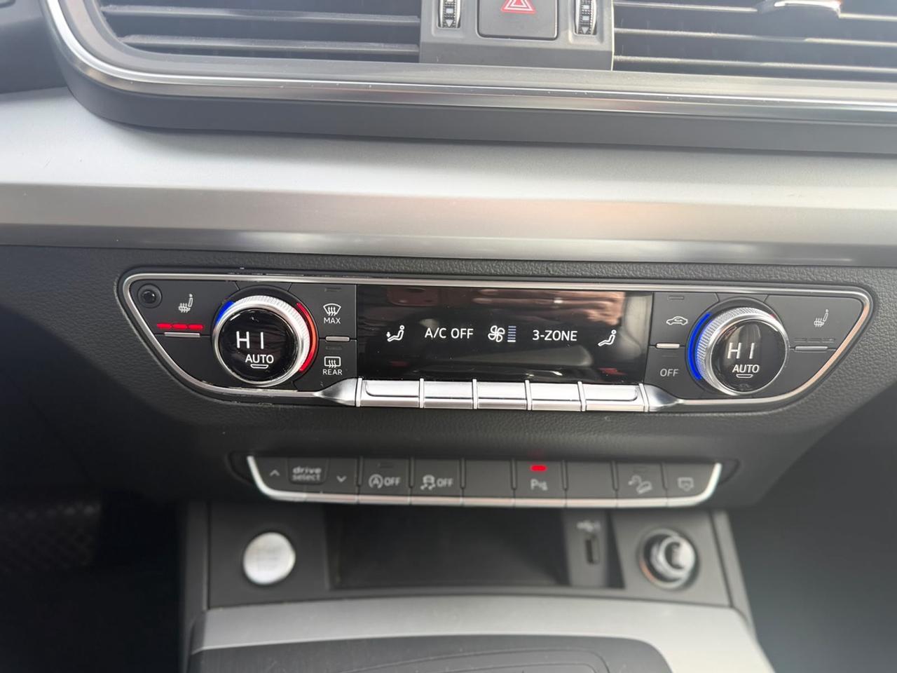 2019 Audi Q5 Komfort Photo