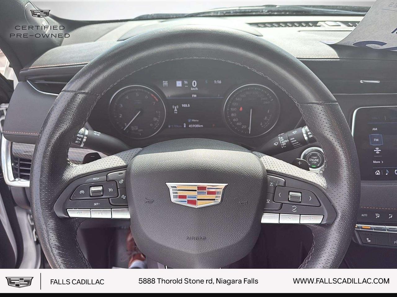 2023 Cadillac XT4 Sport SPORT,AWD,SUNROOF,NAV,LEATHER Photo
